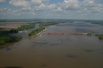 Lock and dam 25